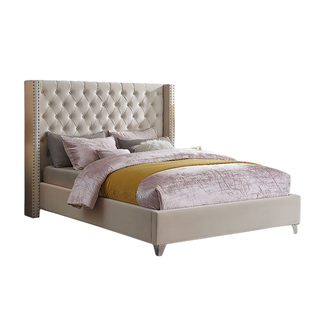 CAVANELLE ROYALE™ – LUXURY TUFTED PLATFORM BED – T2380