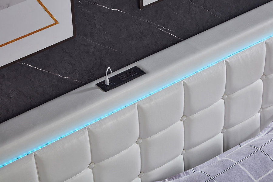 Contemporary Soft IF-5400 Bed (Black & White)